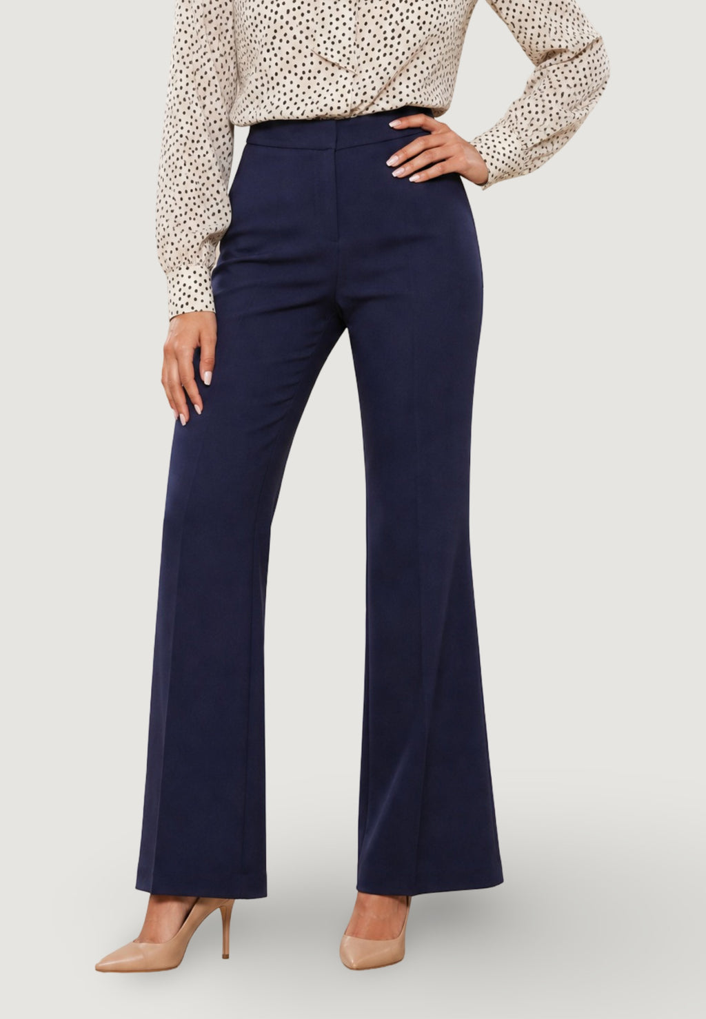 Pantaloni Svasati