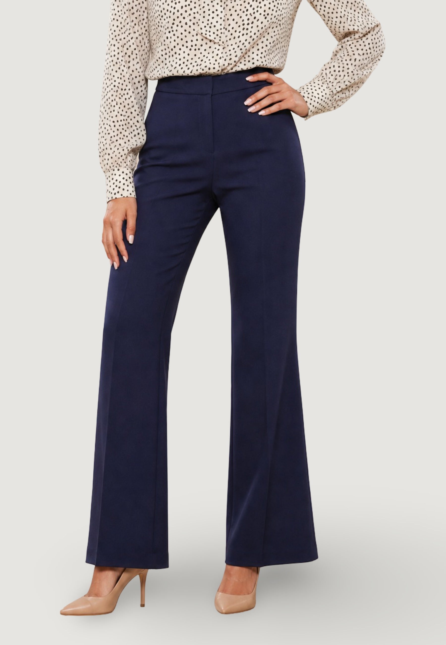 Pantaloni Svasati