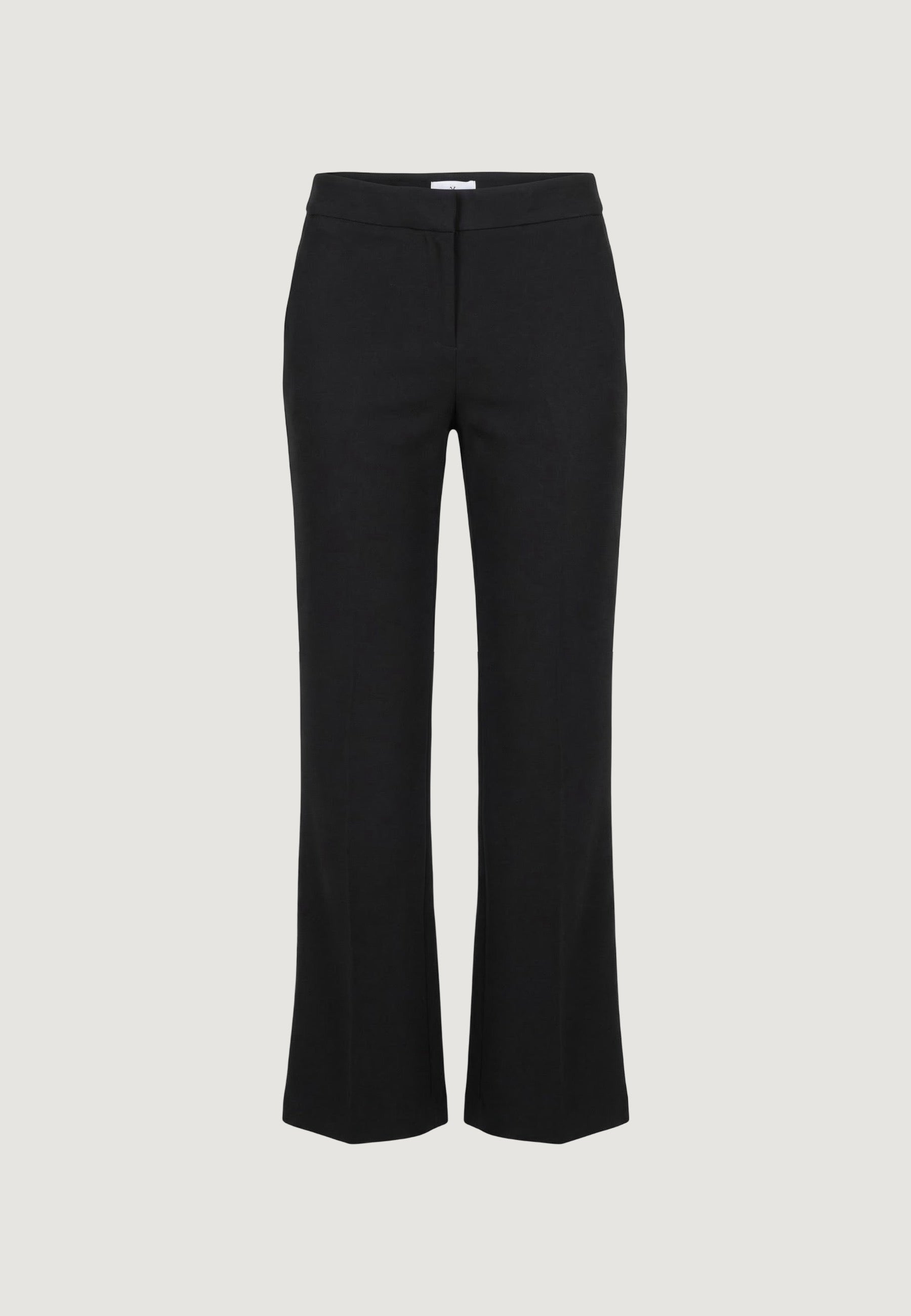 Pantaloni Svasati