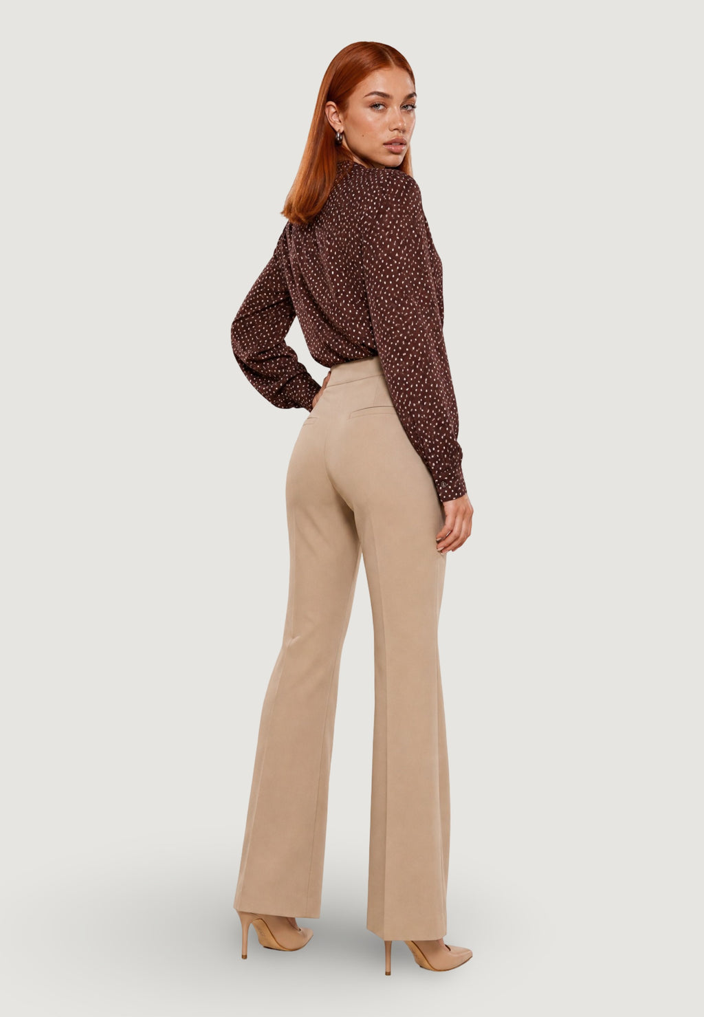 Pantaloni Svasati