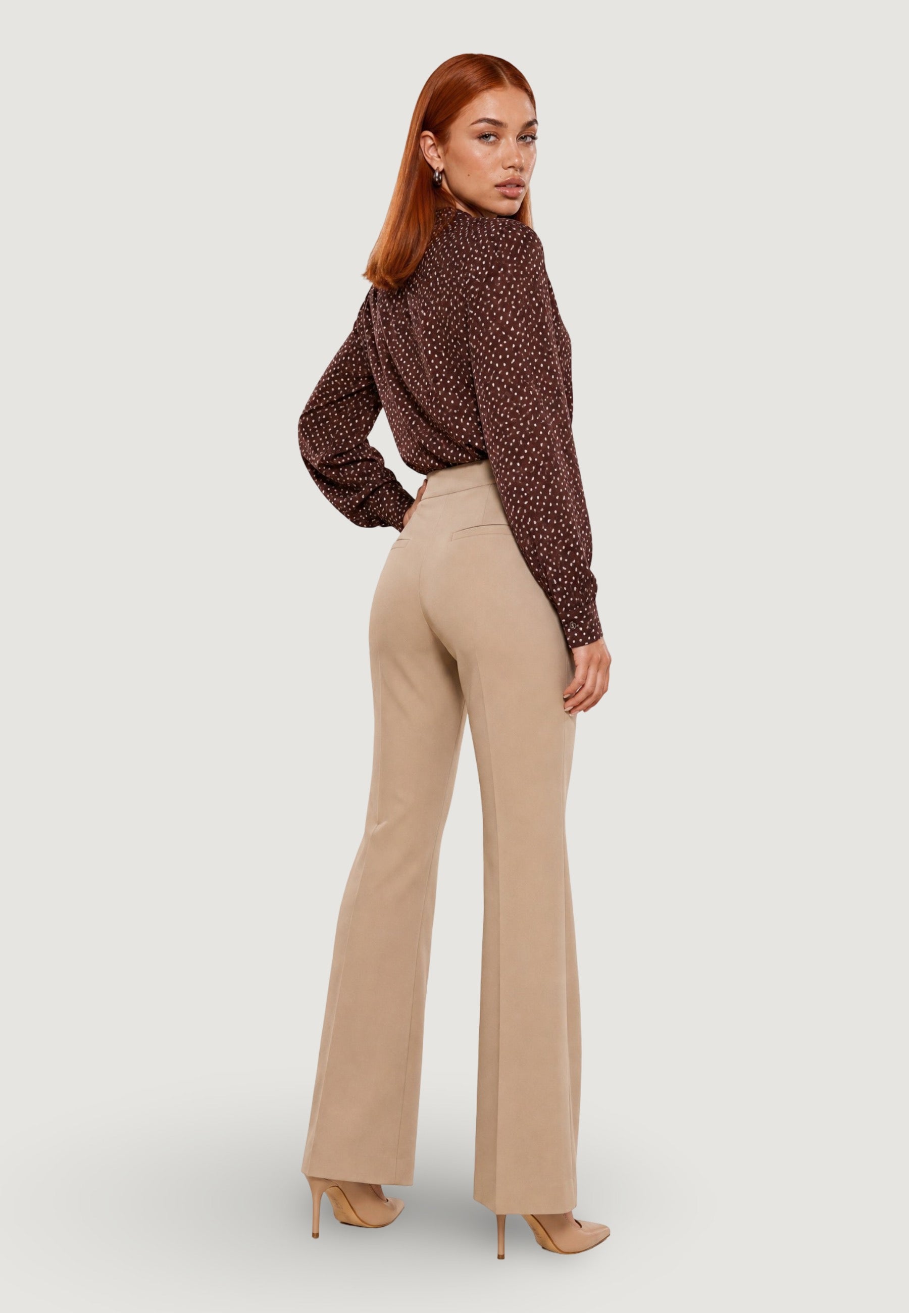 Pantaloni Svasati
