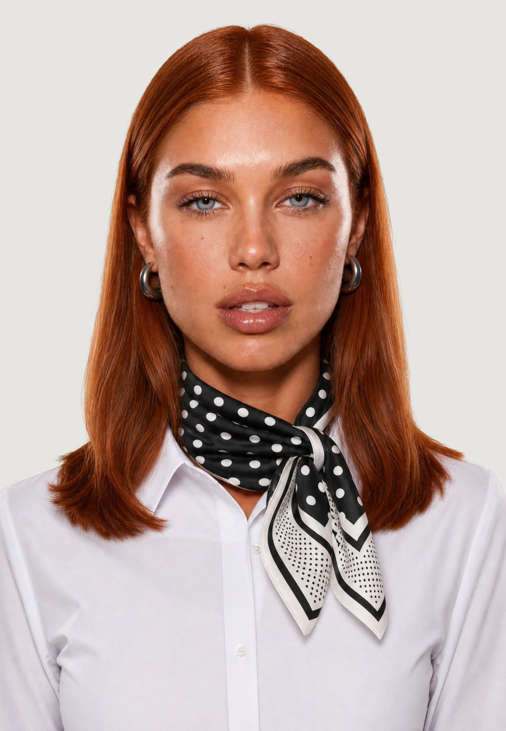 Foulard Pois a Contrasto