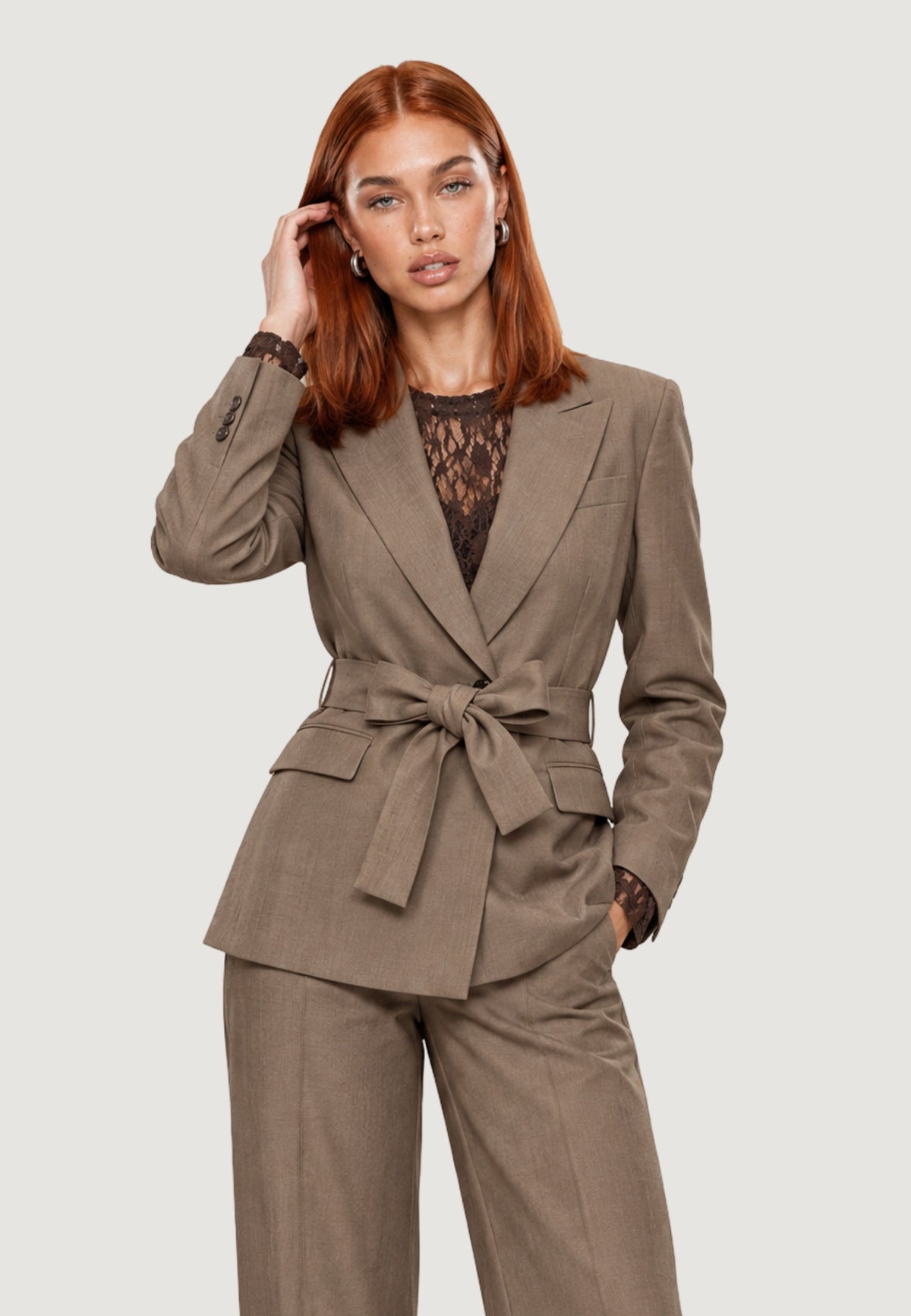 DIAMANTE BELTED BLAZER