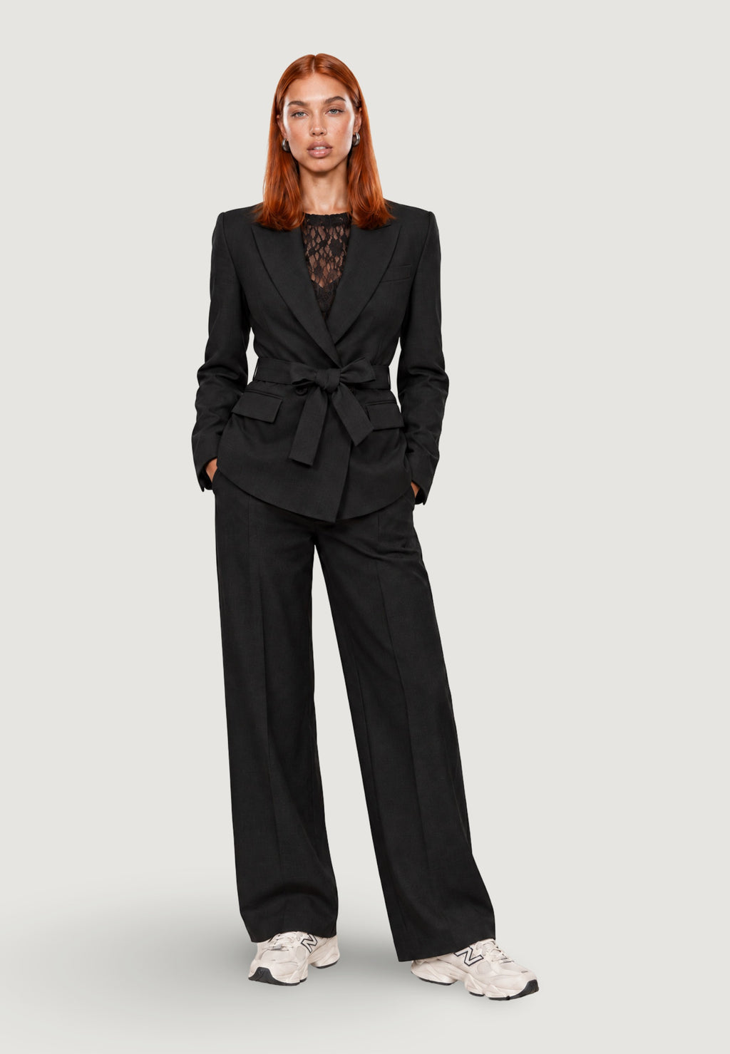 DIAMANTE BELTED BLAZER