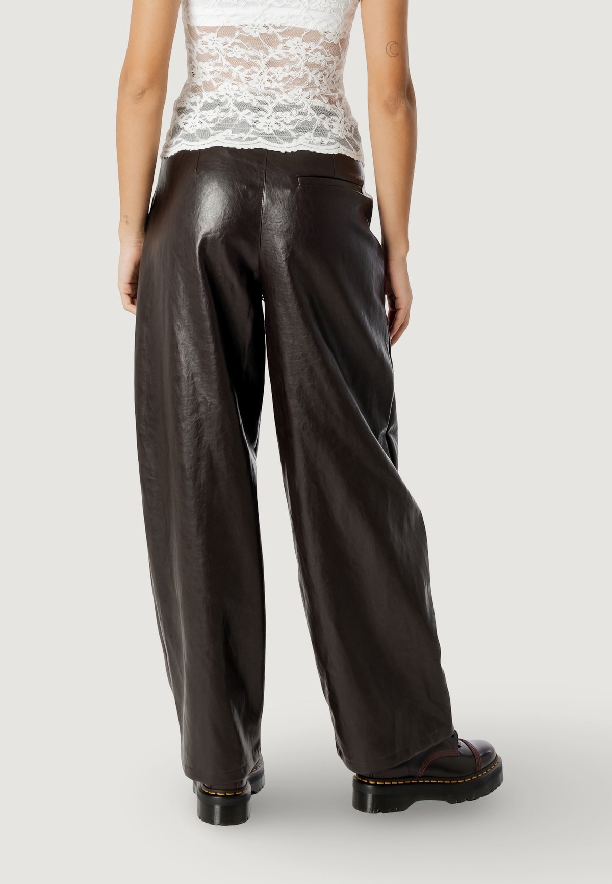 LOREDANA FAUX LEATHER BARREL