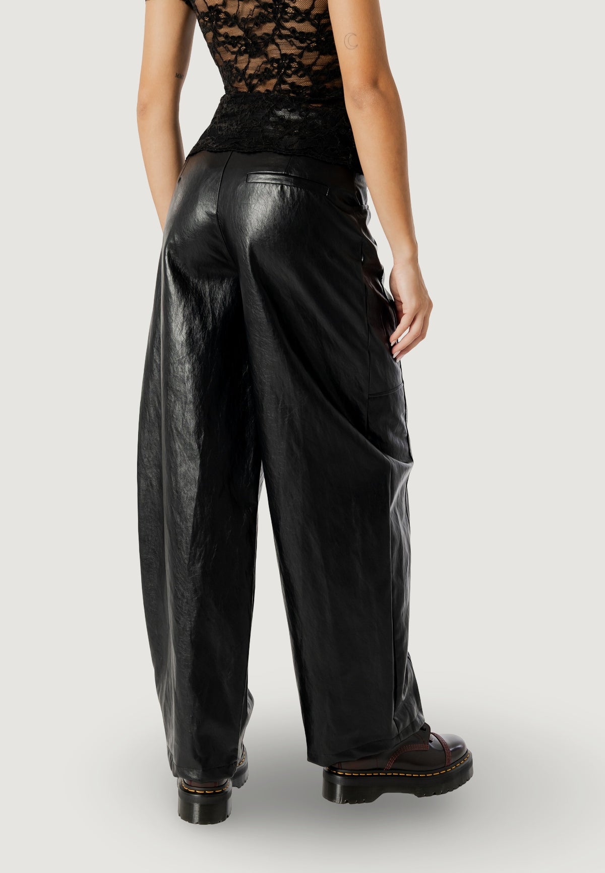 LOREDANA FAUX LEATHER BARREL