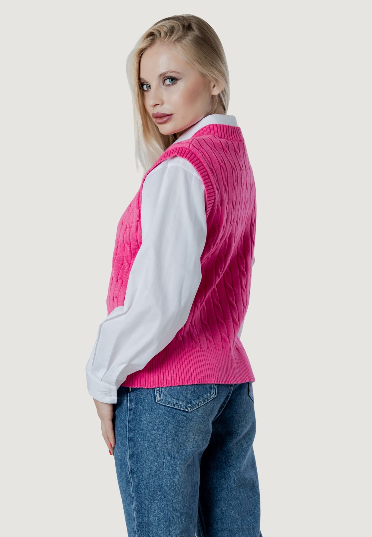 ortensia cable vest