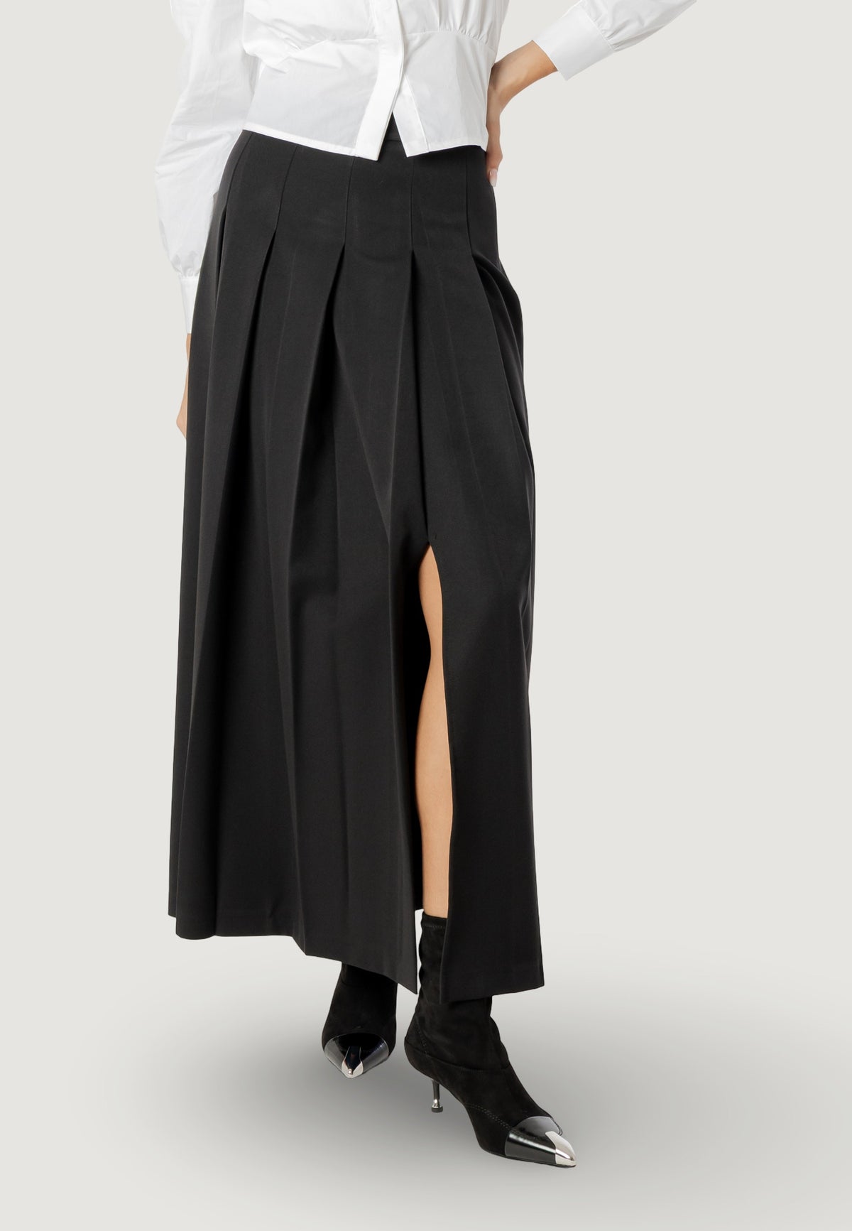CHRYSLER PLEATED MAXI SKIRT