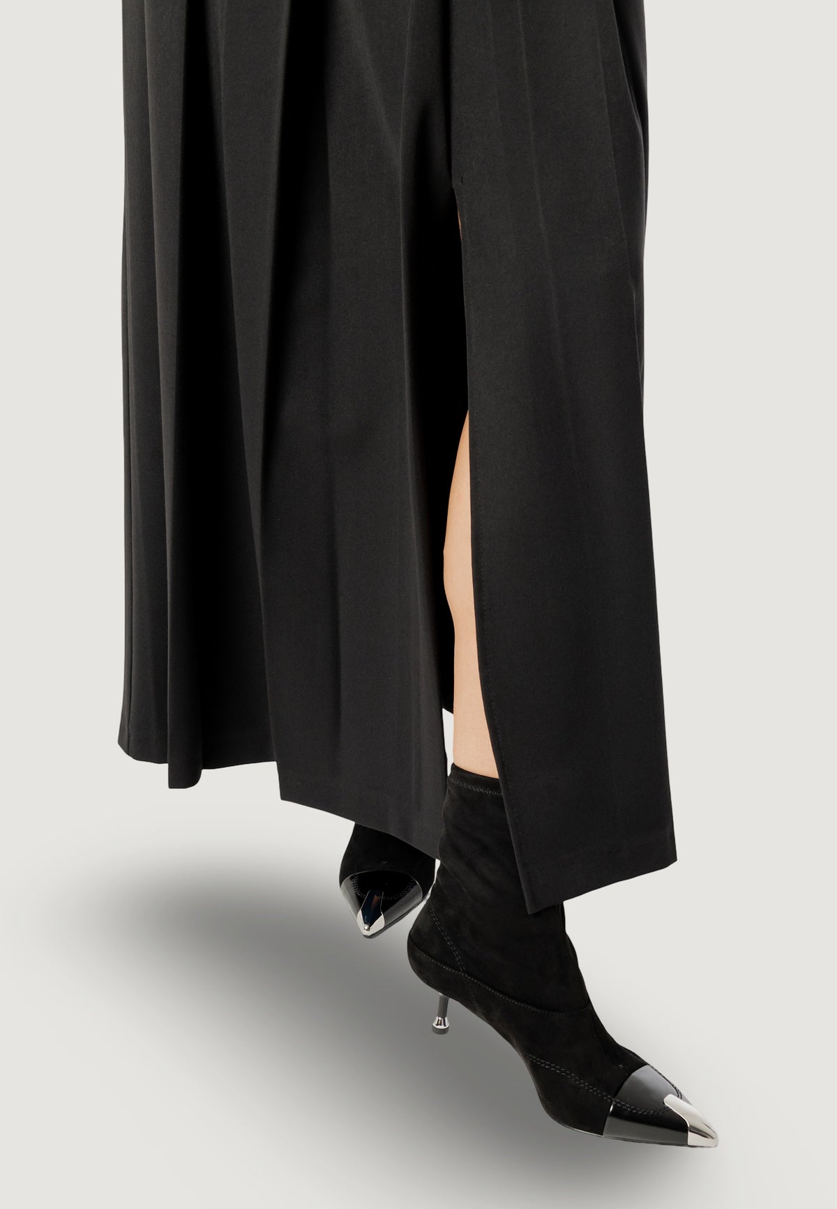 CHRYSLER PLEATED MAXI SKIRT